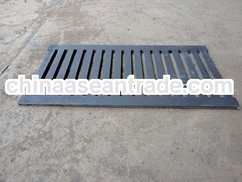 Light duty cast iron trench drain grate