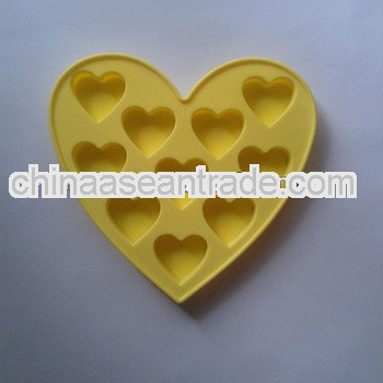 Lovely!!!2013 Promotional Heart Shape Silicone Ice Cube Tray