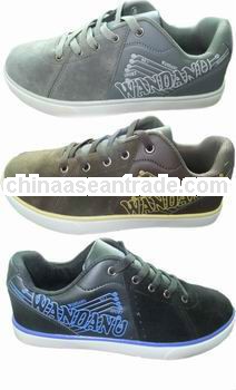 Men sport running shoes