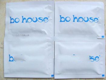 Mouldproof antibacterial wet towel