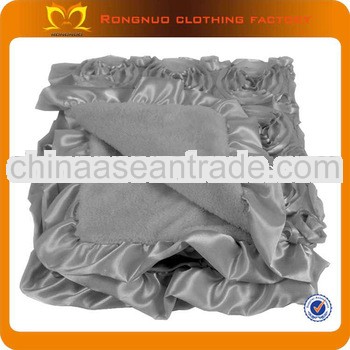 New Arriving Blanket Wholesale Fleece Polyester baby Blanket children rosette blanket