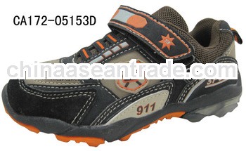 Newest buckle strap athletic shoes with lights for kids