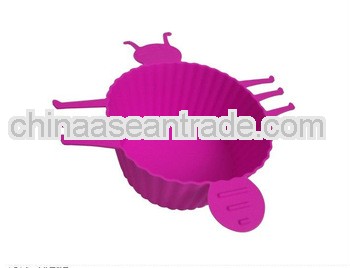 Nonstick silicone cake mould