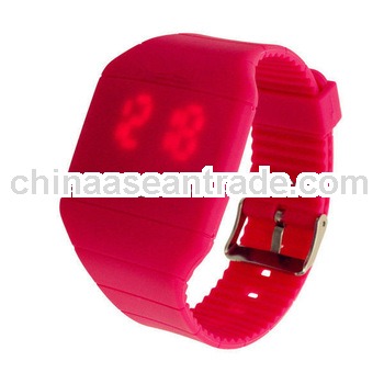 ODM fashionable silicone wrist watch