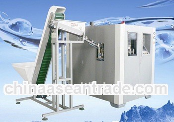 PET bottle manufacturing machine