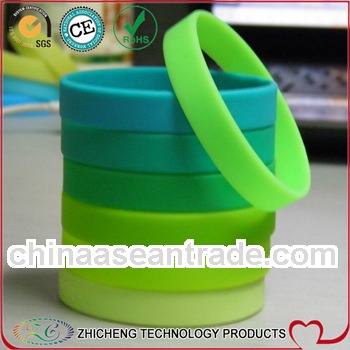 PMS color Custom Blank Silicone wristbands