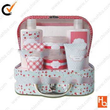 Pink bath and body care gift set