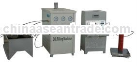 Portable CO2 refilling machine