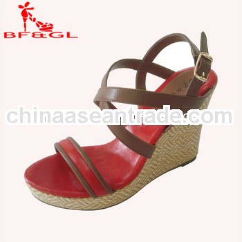Reliable Quality Strappy Ladies Casual Sandals