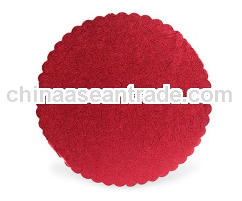 Scalloped cake boards in 8"--Corrugated Cake Circles