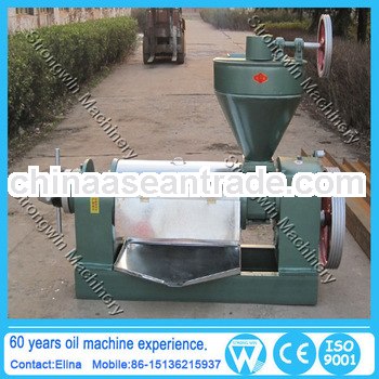 Semi-automatic cotton seed oil expeller