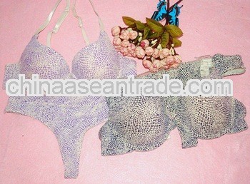 Sexy Women's Bra&G-string Set with all over printed