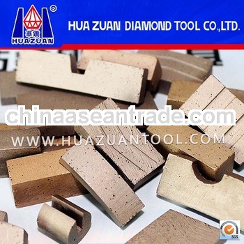 Sharp and wearable stone cutting segments