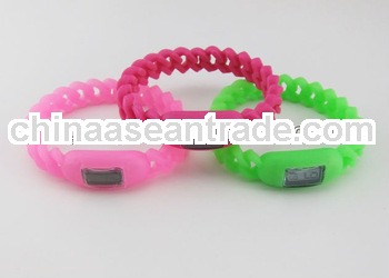 Silicone lady bracelet watch for promotion