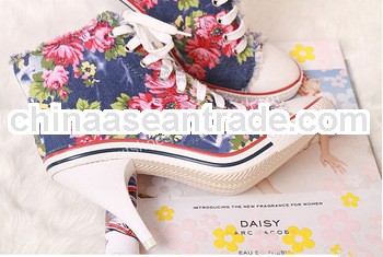 Special design blue jean shoe high heels casual shoe for women flower printing