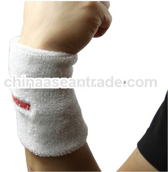 Sports wrist protector