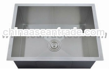Stainless steel undermounted single bowl sink