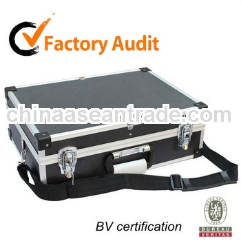 Straps available portable aluminum tool case MLD-AC226