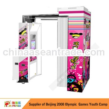 Style Design & Two Touch Screen Fashion Photo Booth for Vending