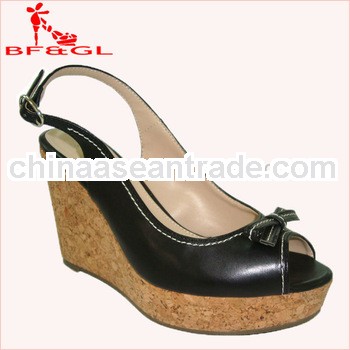 Sumatra lastest elegeht and beautiful wedge woman 2013 Platform Wedge Sandal