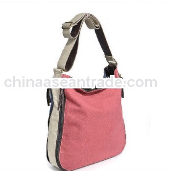 The latest hit color single shoulder handbag