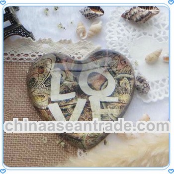 Unique Crystal Heart Paperweight With LOVE For Wedding Gifts