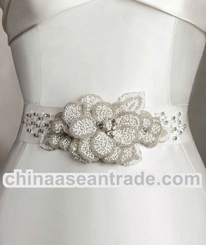 White Fashion Beaded Flower Embroidery Belts and Sashes for DIY Bridal Dress