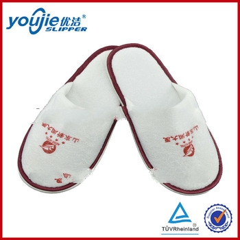 White hotel slipper with print customized logo