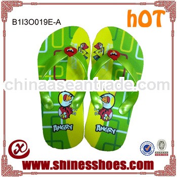 Wholesale fashion beach cartoon slippers for Children