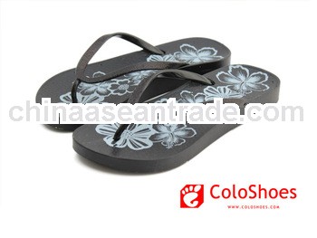 Women custom printed flip flops