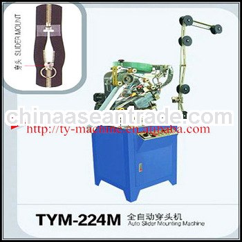 Zipper Slider and Zipper Long Chain Machine