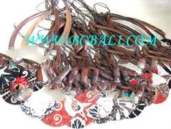 Wooden Shell Necklaces Handmade