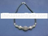 NECKLACE 010