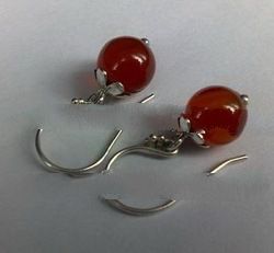 EHFMN16 - SS French Ear Hook with Carnelian