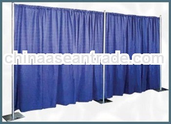 aluminum crossbar of pipe and drape