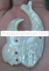 mother of pearl art master carving bali