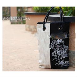 shoulder bag,linen bag,hand-painted bag,tote bag,cotton linen bag,classical bag