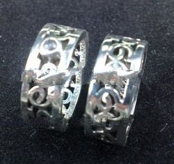 RFMN0051 - Sterling Silver Band Ring with Cut Motif