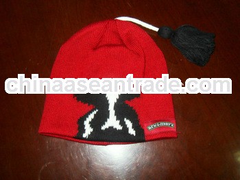 beanie manufacturer offer the toddler bull jacquard beanie hats with braid tessal