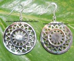 earring jewelry from mother of pearl with silver925
