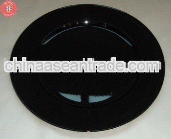 black charger plates