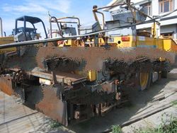 Asphalt Finisher (Used)