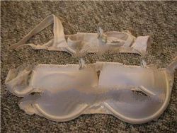 Well Worn 38 D Bra ~White and Smooth~