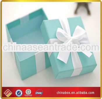 brand paper gift packaging box