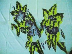 Hand painting batik