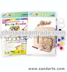 Wooden Photo Frame With Animal Painting Set