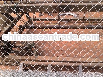 chain link metal fence decoration