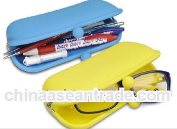 coin purse with handle,also can be your makeup bag