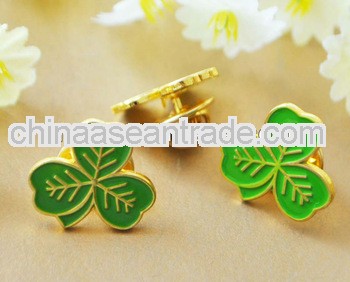 custom stamped logo metal pin golden plating