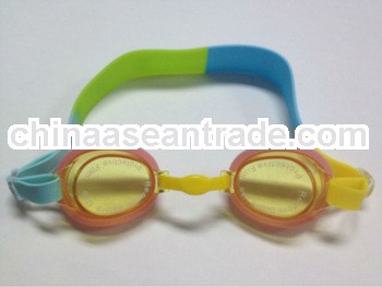 customized designed cool summer swimming goggles